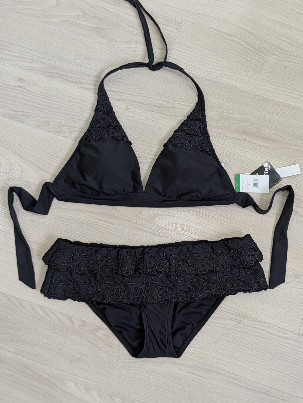 NWT Perry Ellis Embroidered Ruffle Bikini 2 Pc - Picture 2 of 9